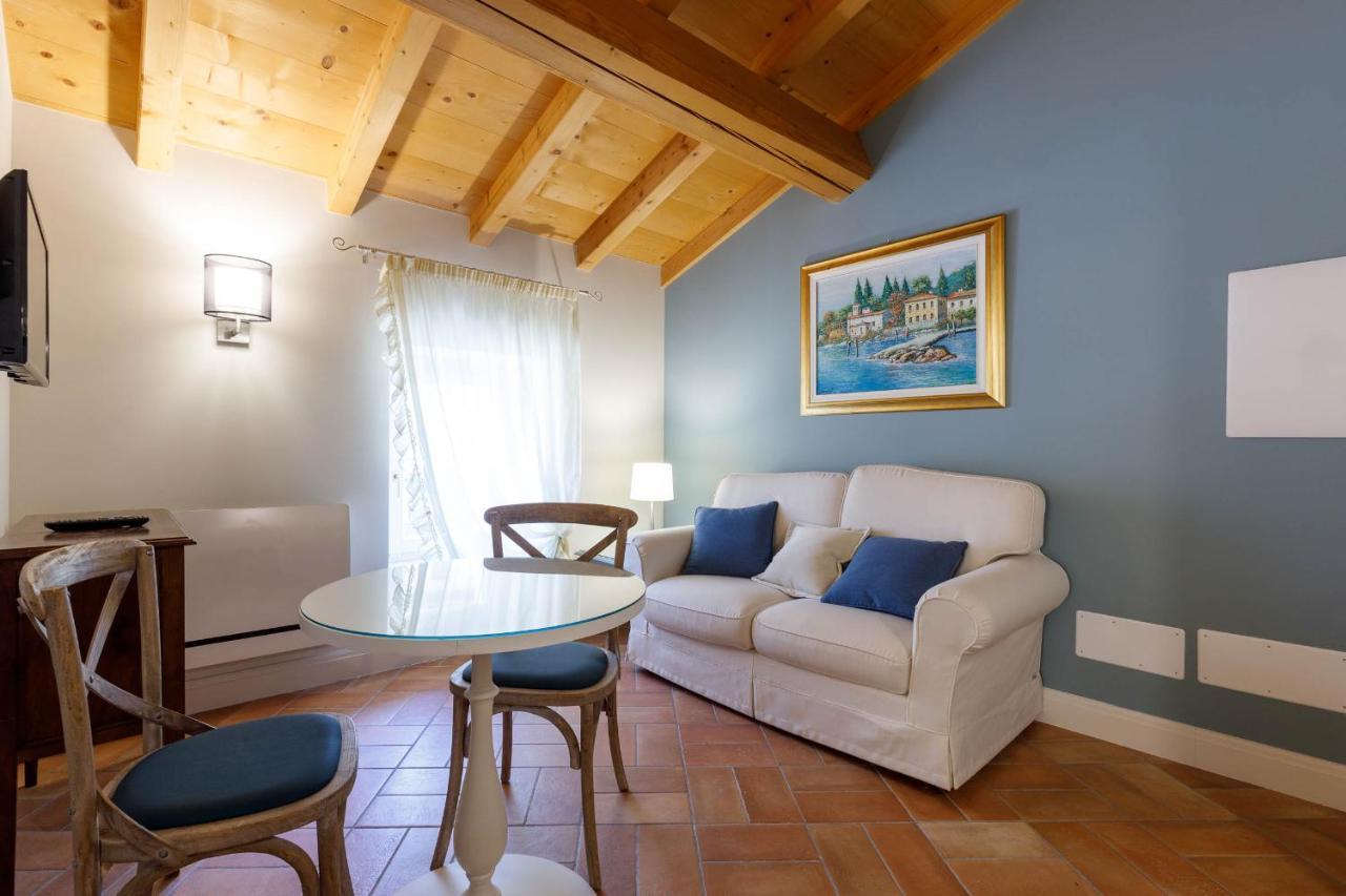 Villa Padovani Relais De Charme - Adults Only Pastrengo Dış mekan fotoğraf
