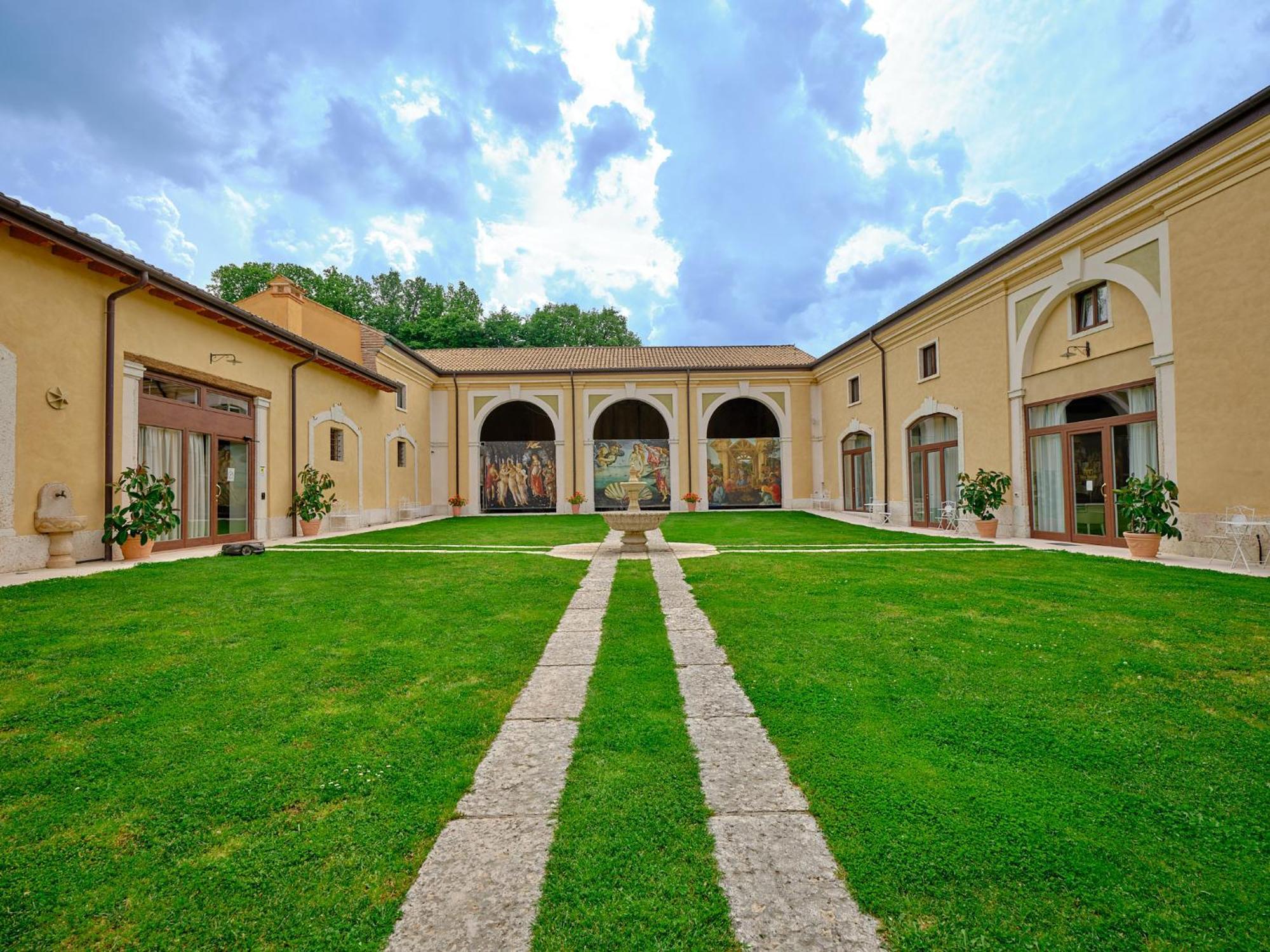 Villa Padovani Relais De Charme - Adults Only Pastrengo Dış mekan fotoğraf